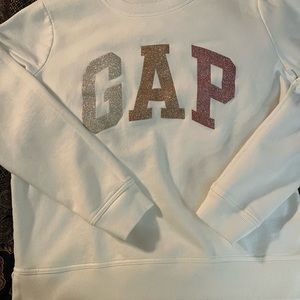 Juniors Large GAP sweatshirt